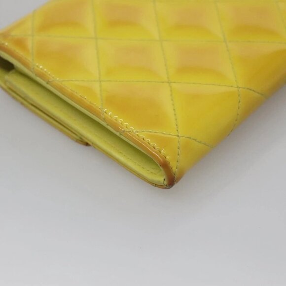 CHANEL Matelasse COCO Mark Long Wallet Patent leather Yellow CC Auth 142043 - Picture 5 of 16